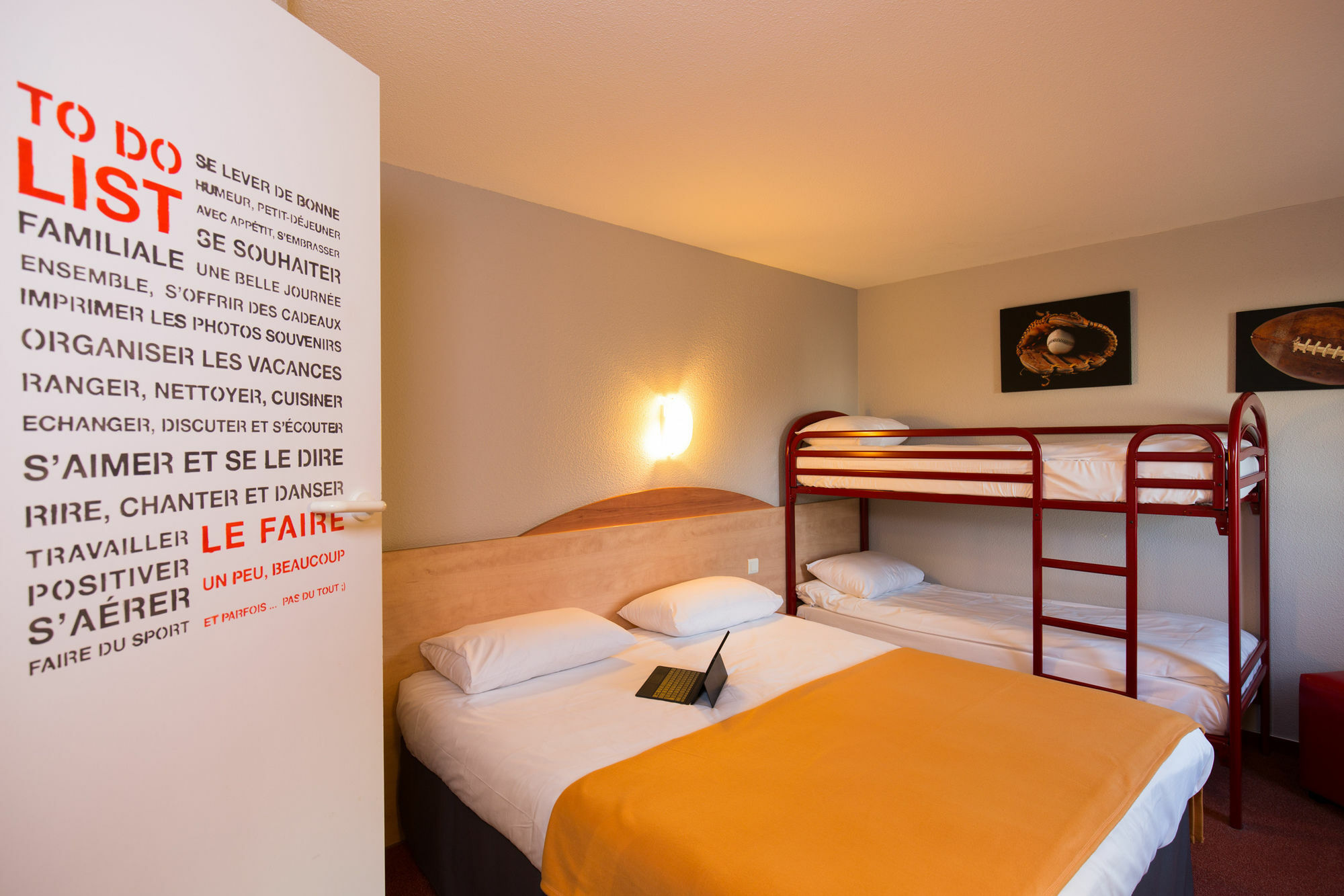 Kyriad Direct Orleans - La Chapelle St Mesmin Экстерьер фото