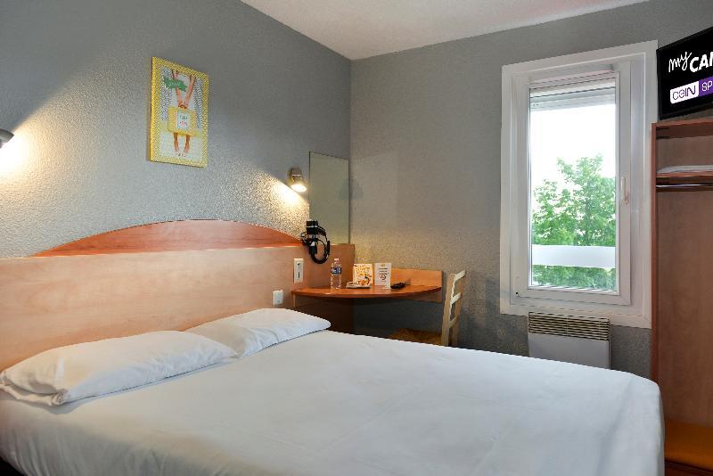 Kyriad Direct Orleans - La Chapelle St Mesmin Экстерьер фото